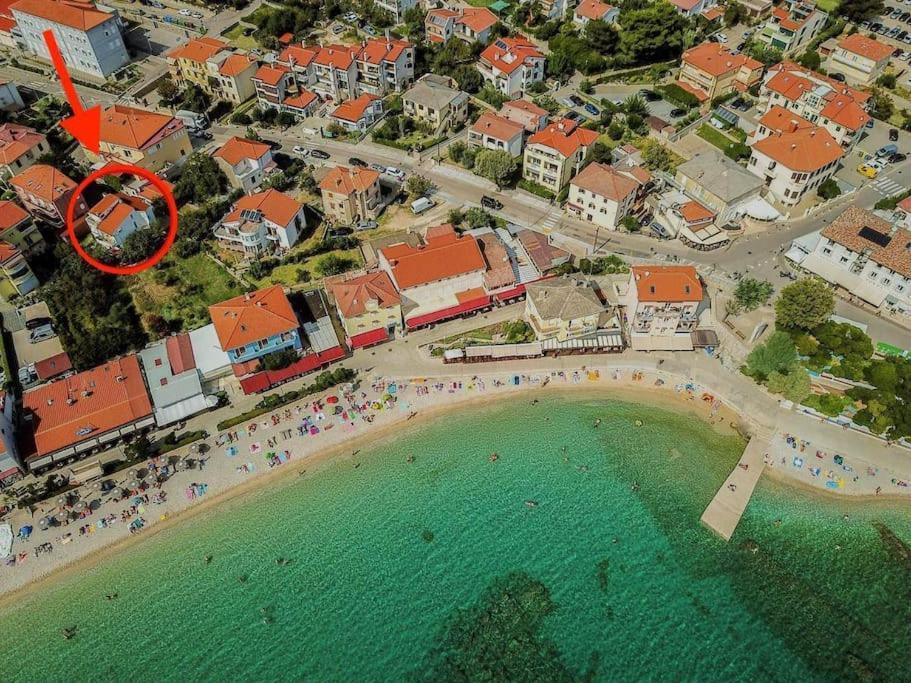 Sunny Grandma'S Garden Apartment Baška Exterior foto